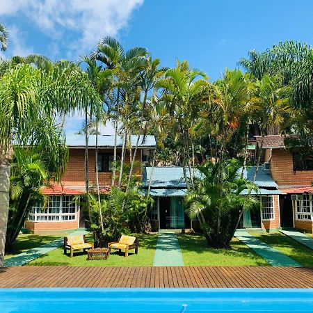 ホテル Pousada Em Bombinhas Jardin Flamingo エクステリア 写真