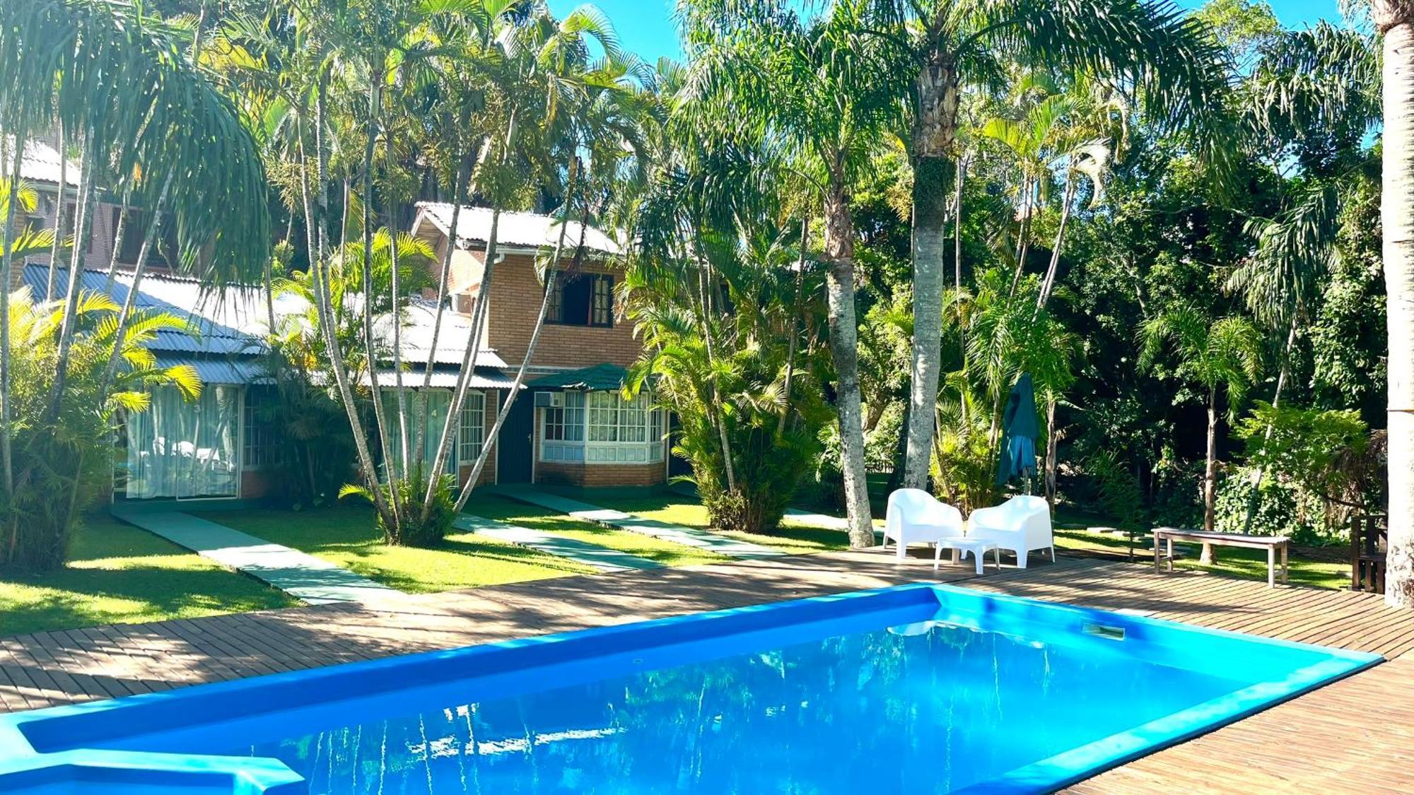 ホテル Pousada Em Bombinhas Jardin Flamingo エクステリア 写真